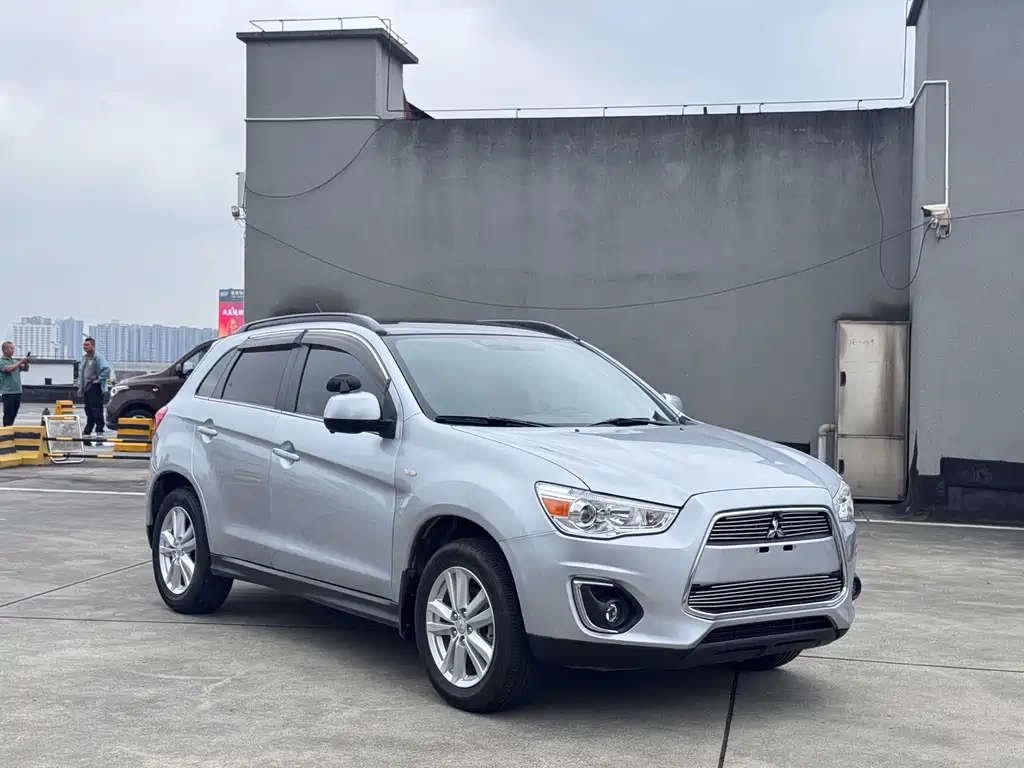Mitsubishi ASX 2013 2.0L CVT Luxury