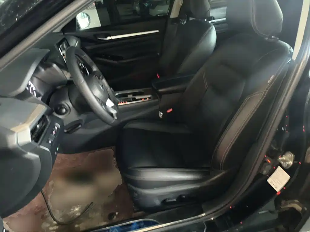 Nissan Teana — миниатюра 15