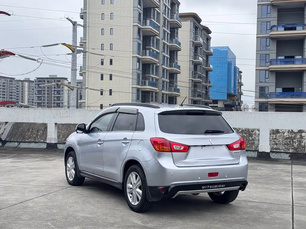 Mitsubishi ASX 2013 2.0L CVT Luxury
