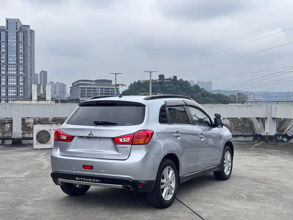 Mitsubishi ASX 2013 2.0L CVT Luxury