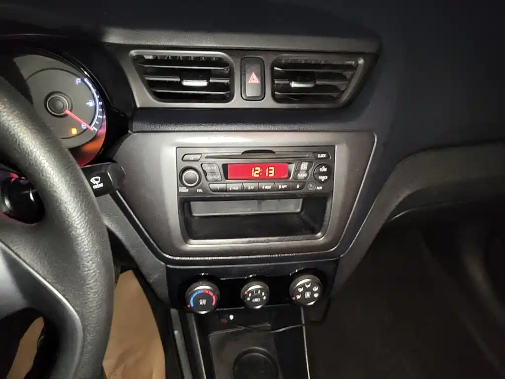 Kia K2 — миниатюра 18