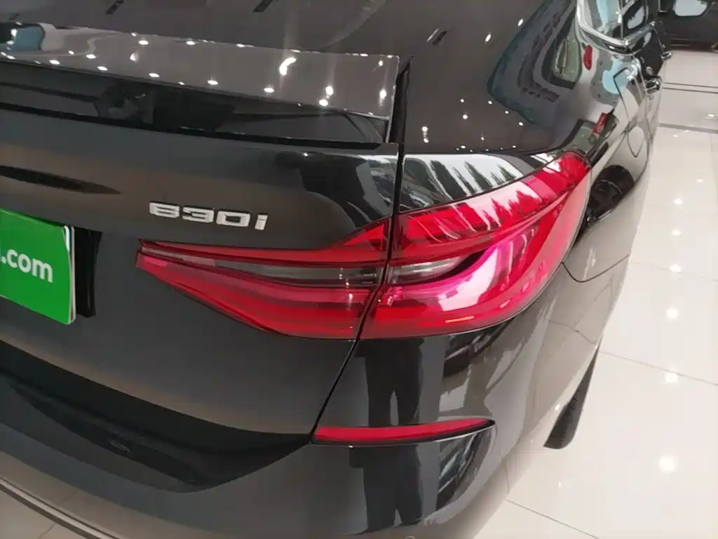 BMW 6 Series GT — миниатюра 8