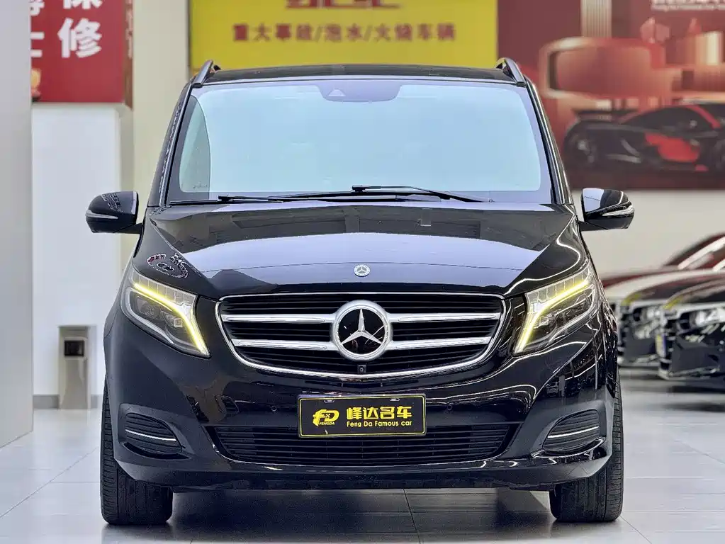 Mercedes-Benz V-Class — миниатюра 14