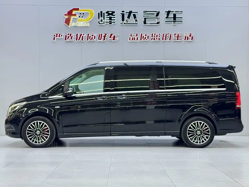 Mercedes-Benz V-Class — миниатюра 12
