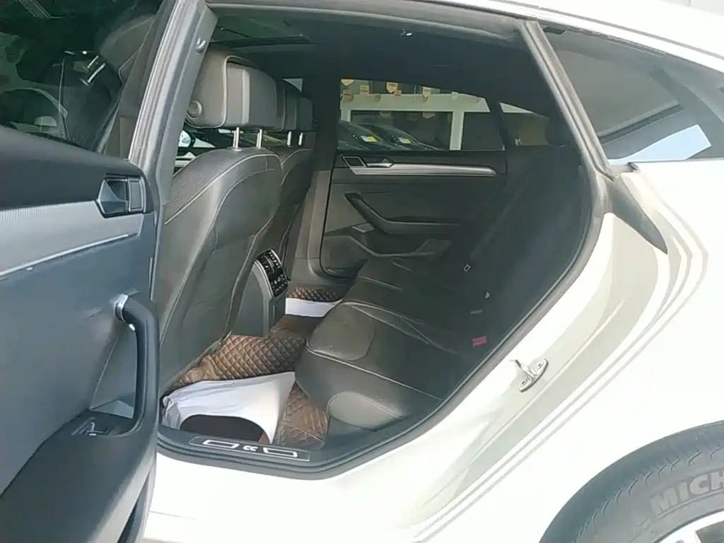 Volkswagen CC — миниатюра 17