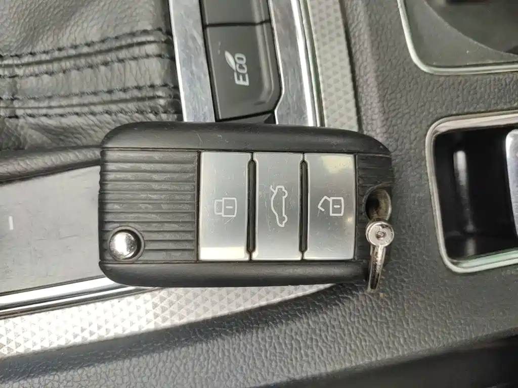 Roewe i6 Classic — миниатюра 9