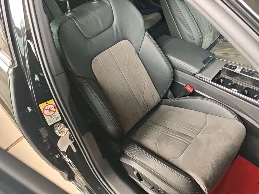 Audi A6L — миниатюра 25