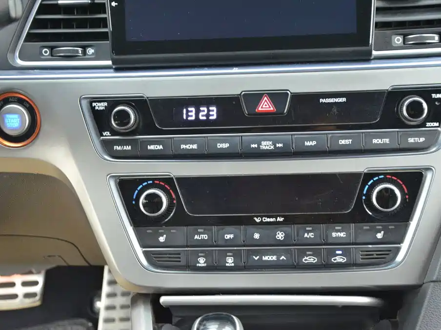 Hyundai Sonata — миниатюра 8
