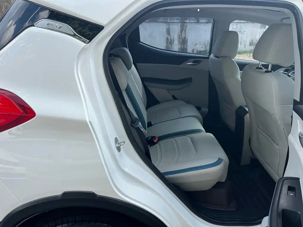 BYD Yuan Pro — миниатюра 14