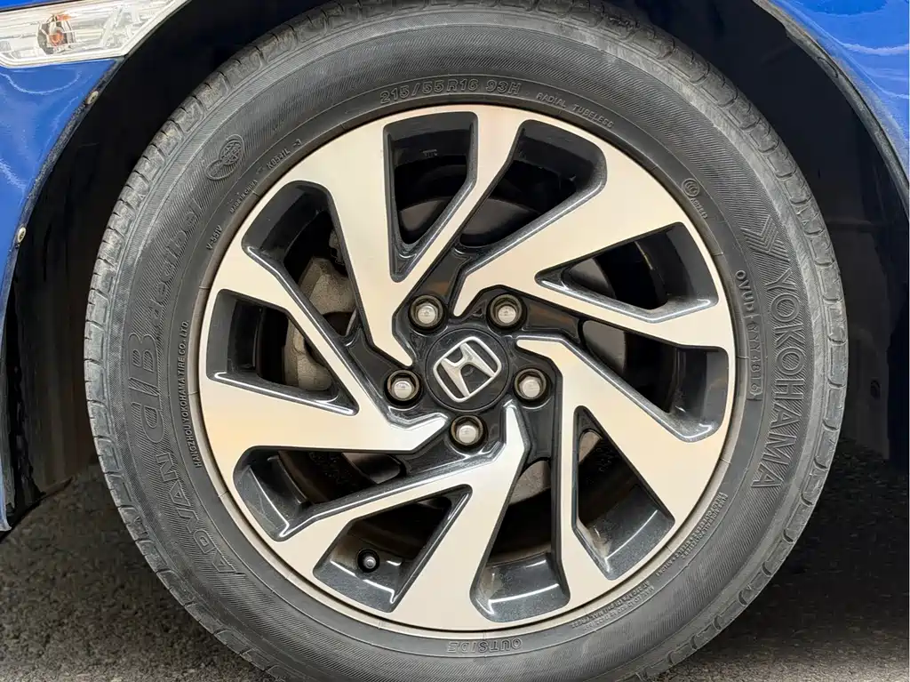 Honda Civic — миниатюра 7