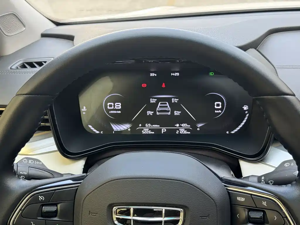 Geely Emgrand L — миниатюра 12