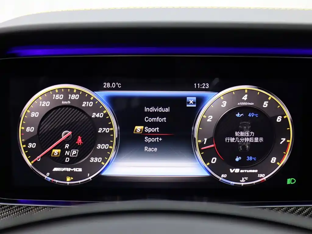 Mercedes-Benz E-Class AMG — миниатюра 15