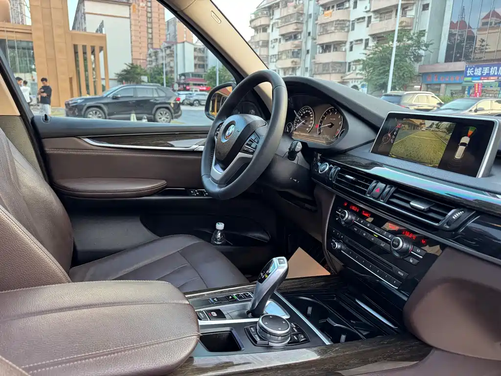 BMW X5 (Import) — миниатюра 12