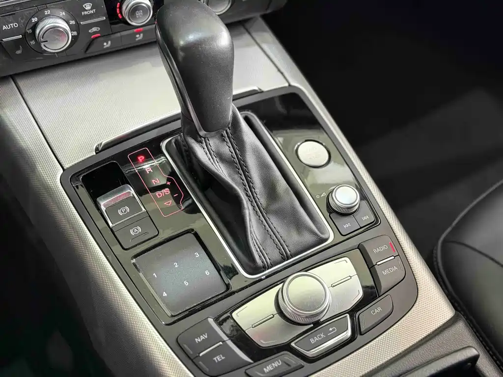Audi A6L — миниатюра 5