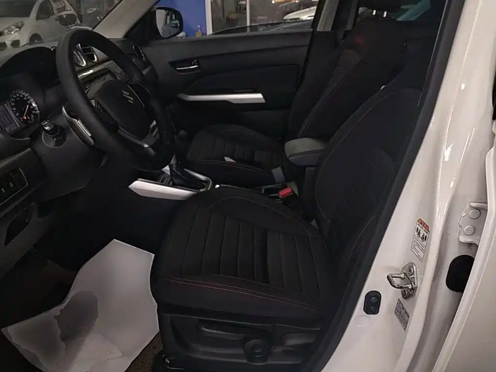 Suzuki Vitara — миниатюра 15