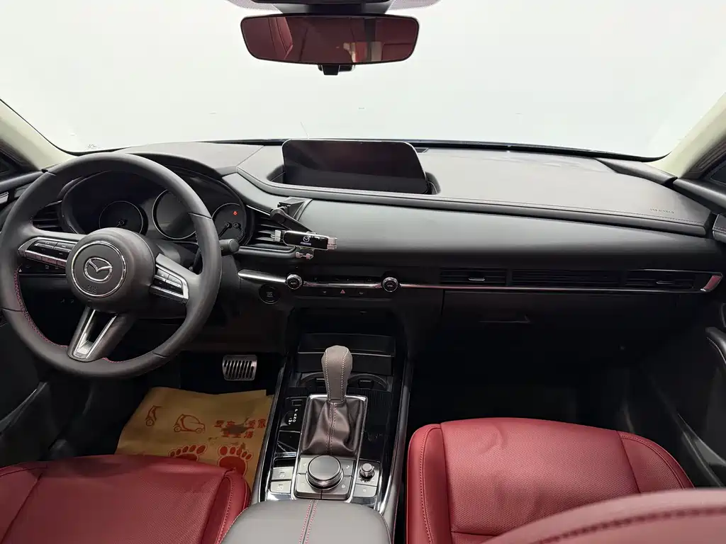 MAZDA CX 30