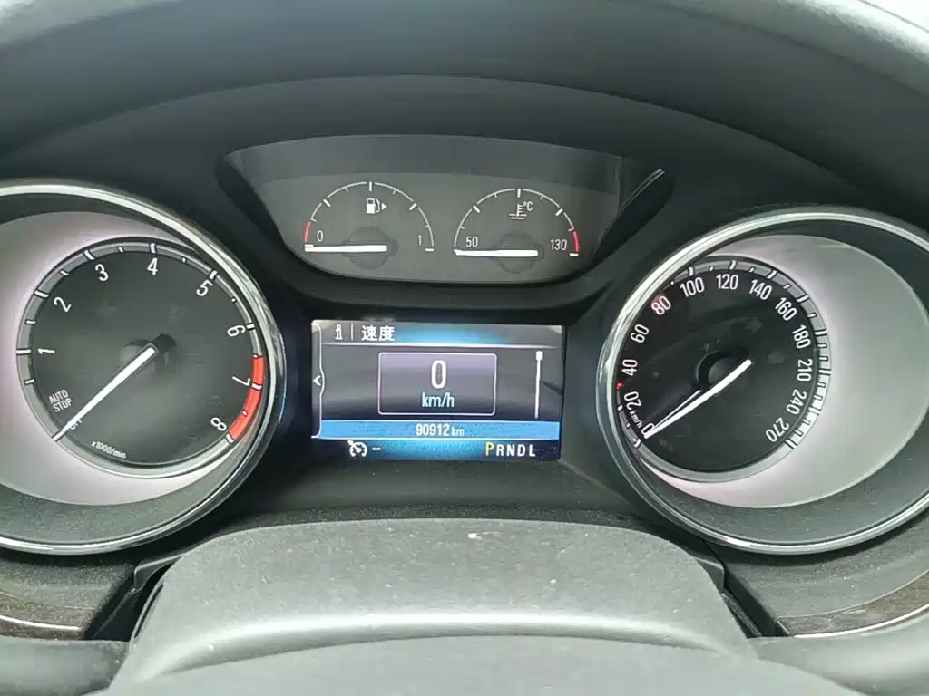 Buick Verano — миниатюра 12