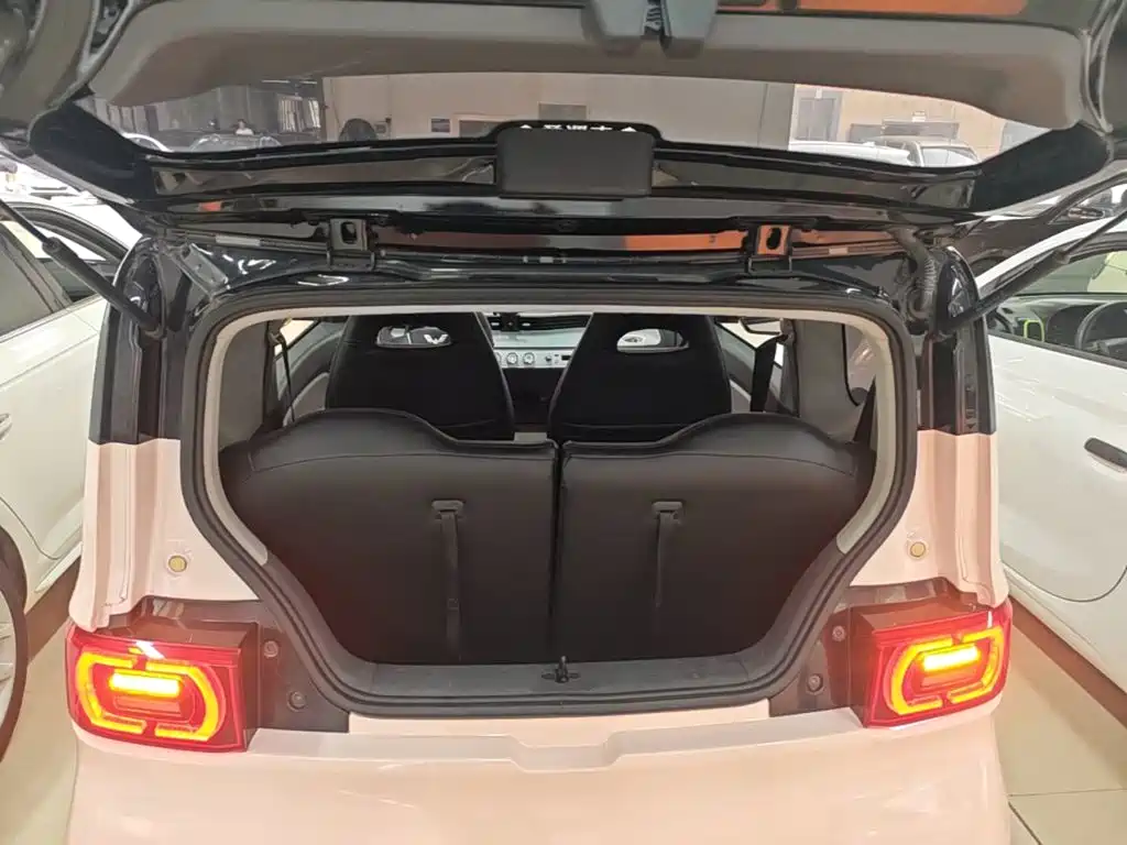 Wuling MINIEV — миниатюра 19
