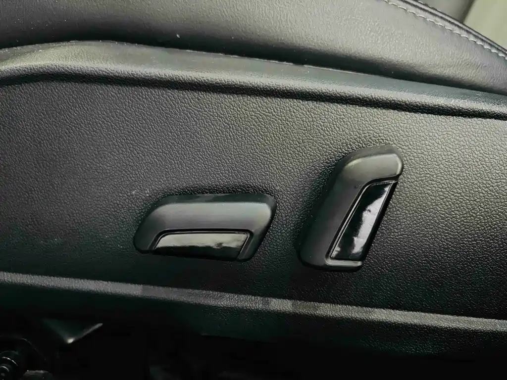 Volkswagen Golf — миниатюра 13