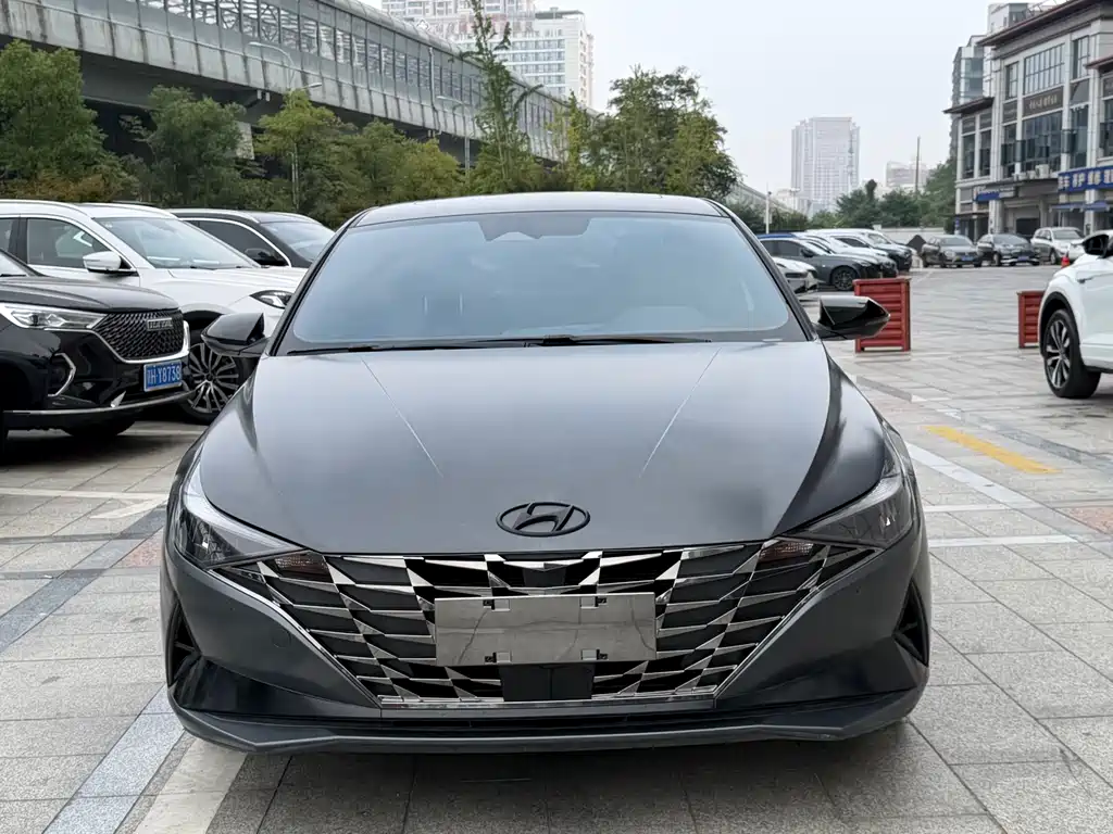 Hyundai Elantra — миниатюра 2