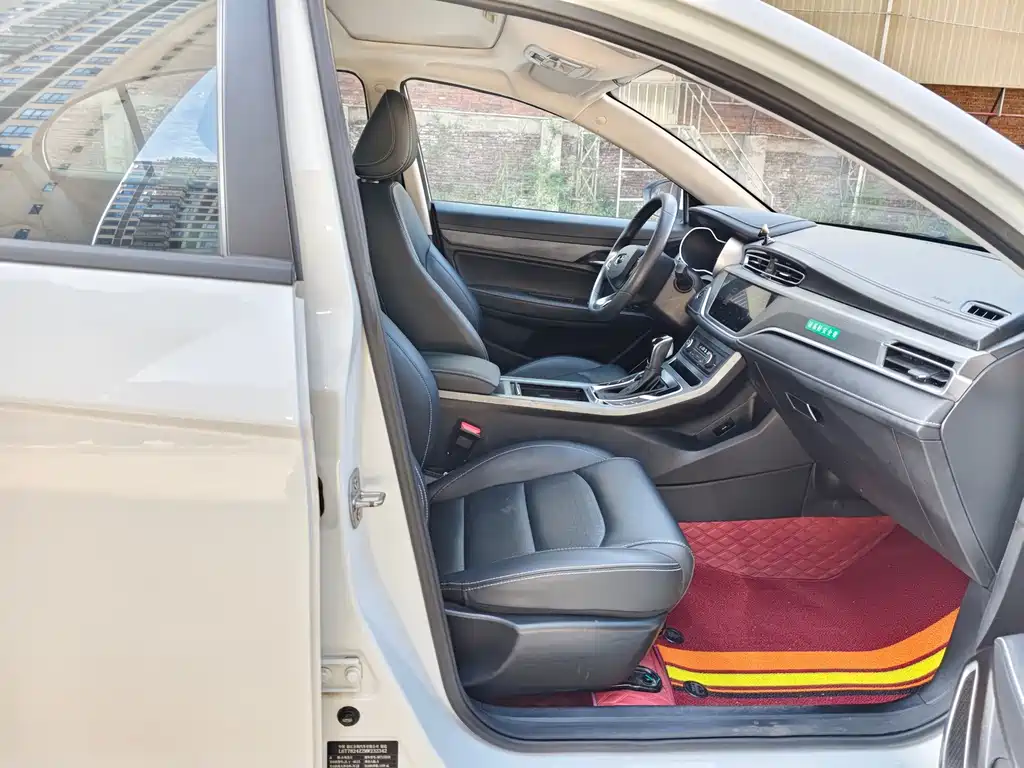 Geely Emgrand — миниатюра 11