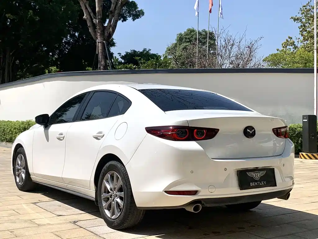 MAZDA 3 ANGKESAILA
