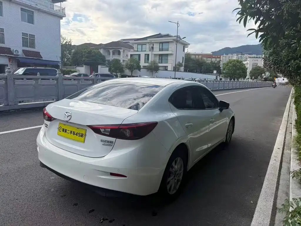 Mazda 3 Axela — миниатюра 6