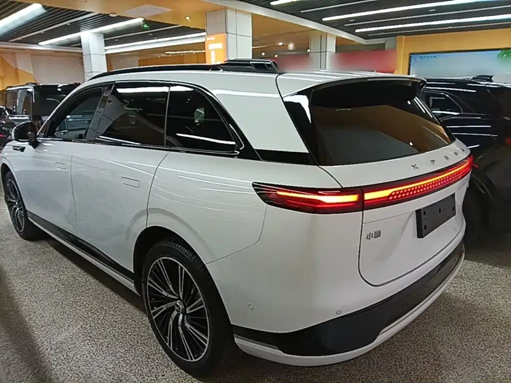 XPeng G9 — миниатюра 5