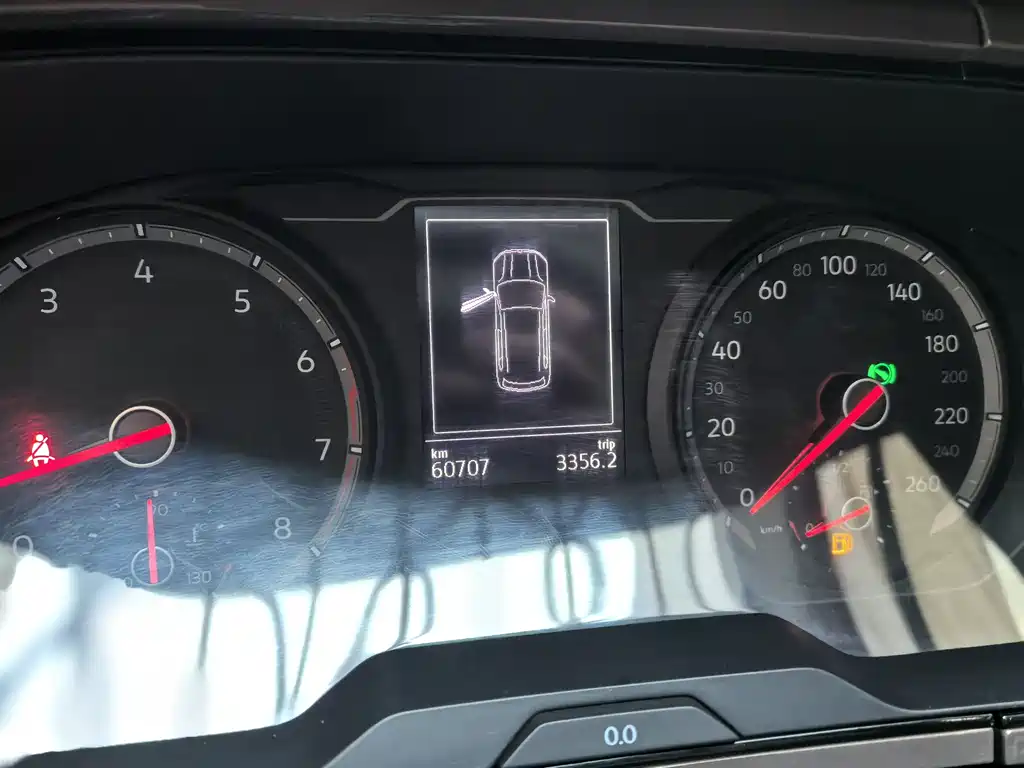 Volkswagen Tharu 2019 280TSI Comfort V