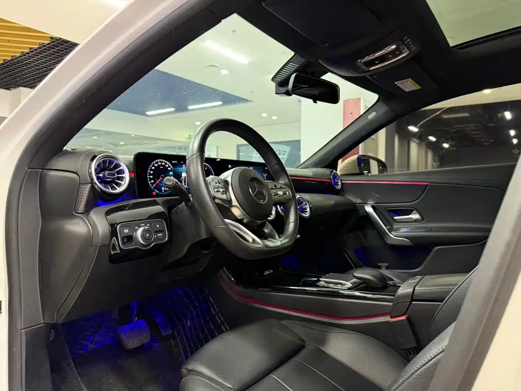 Mercedes-Benz A-Class — миниатюра 4