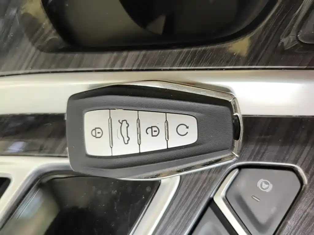 Geely Jia Ji — миниатюра 9