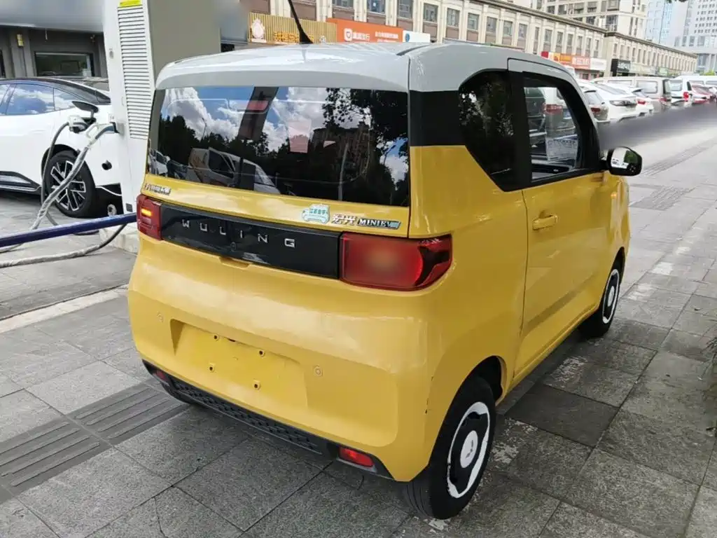 Wuling MINIEV — миниатюра 7
