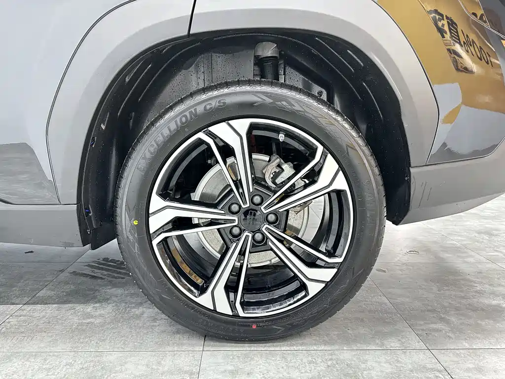 GEELY GALAXY GALAXY L7