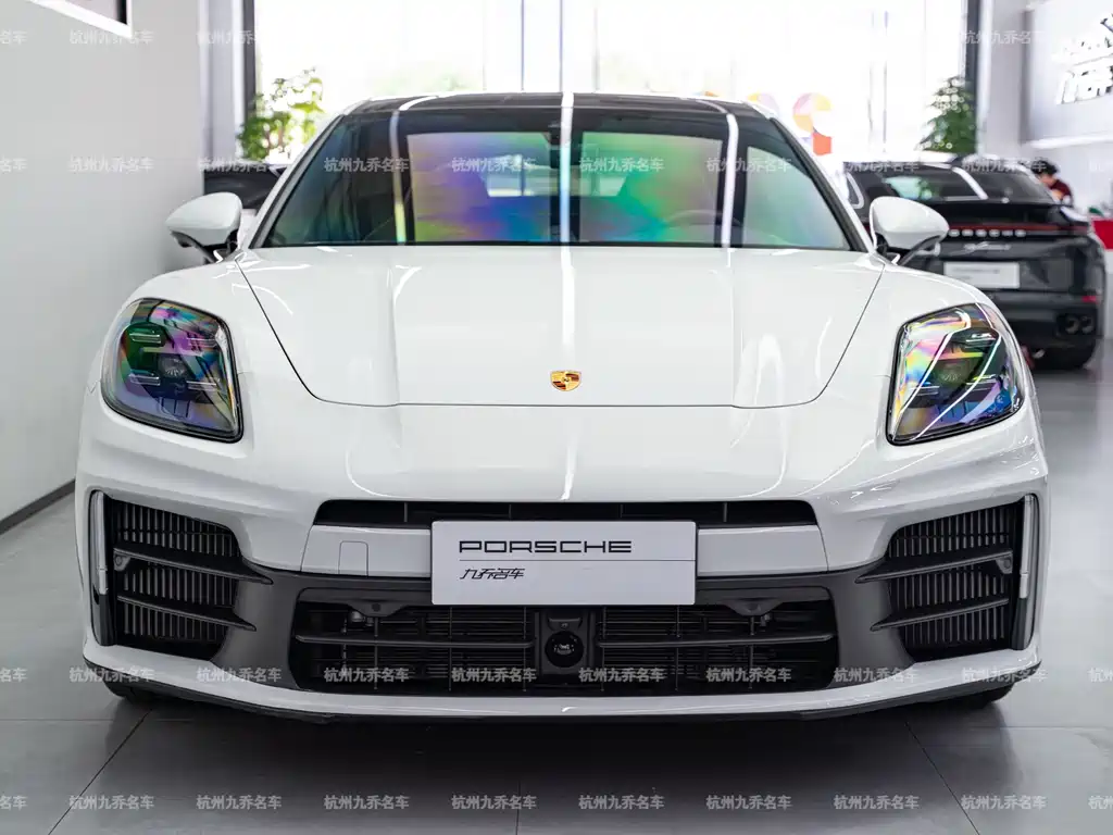Porsche Panamera — миниатюра 2