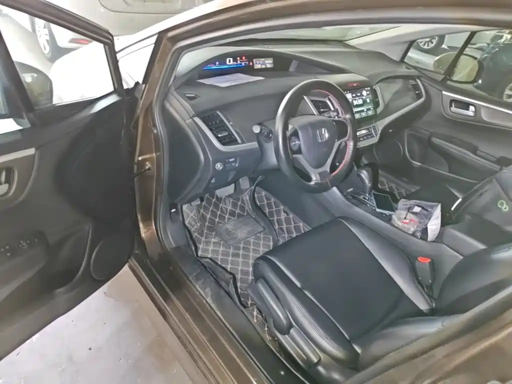 Honda Jade — миниатюра 16