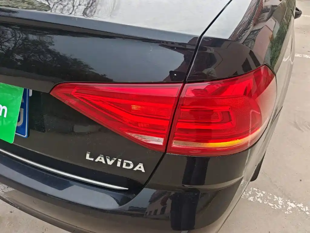 Volkswagen Lavida — миниатюра 8