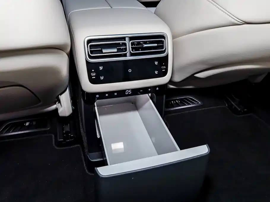 Li Auto Li L7 — миниатюра 25