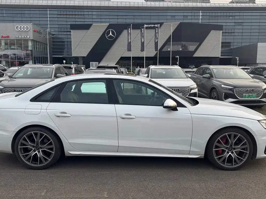 Audi S4 — миниатюра 4