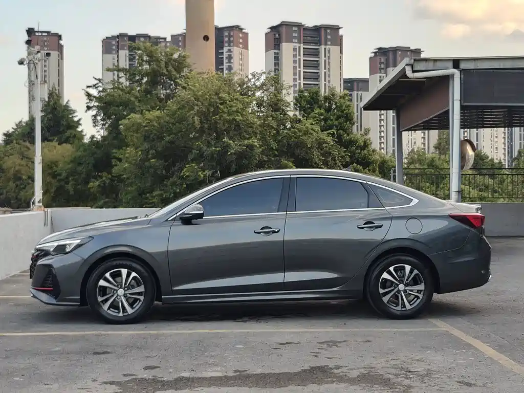Changan Eado — миниатюра 7