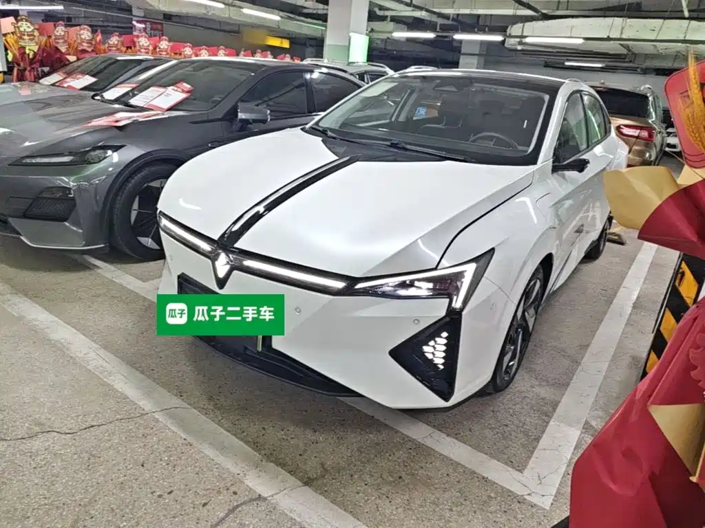 Lingxi Lingxi L