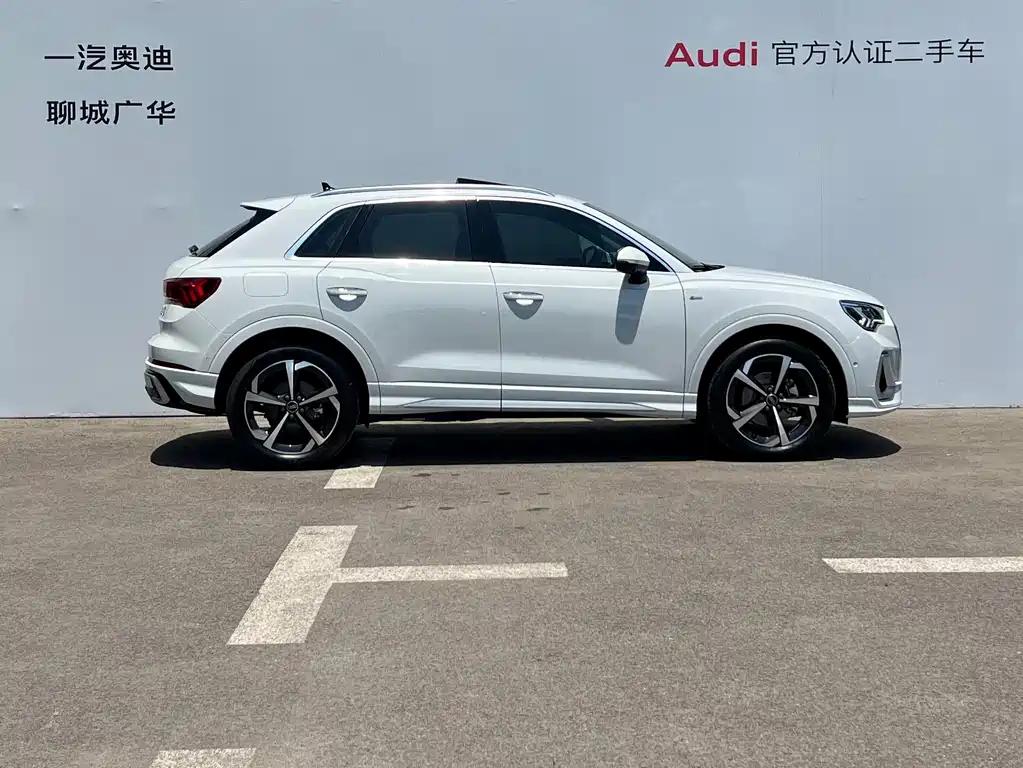Audi Q3 2026 45 35TFSI Fashion
