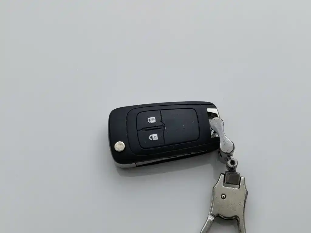 Chevrolet Sail — миниатюра 19