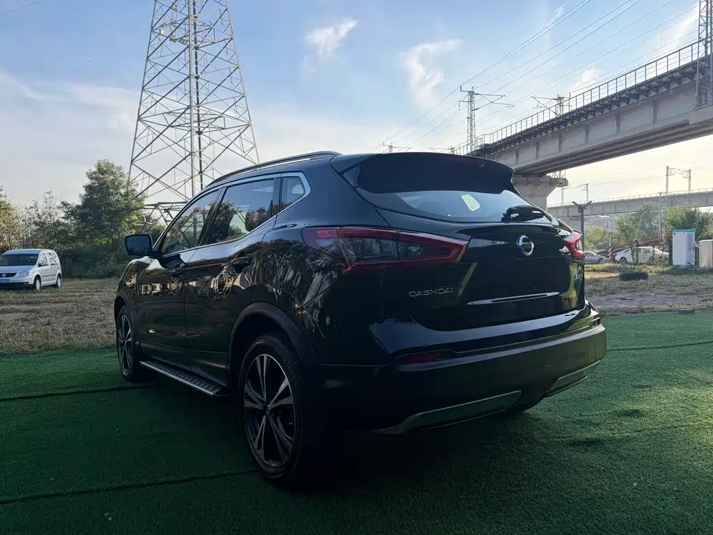 Nissan Qashqai — миниатюра 4