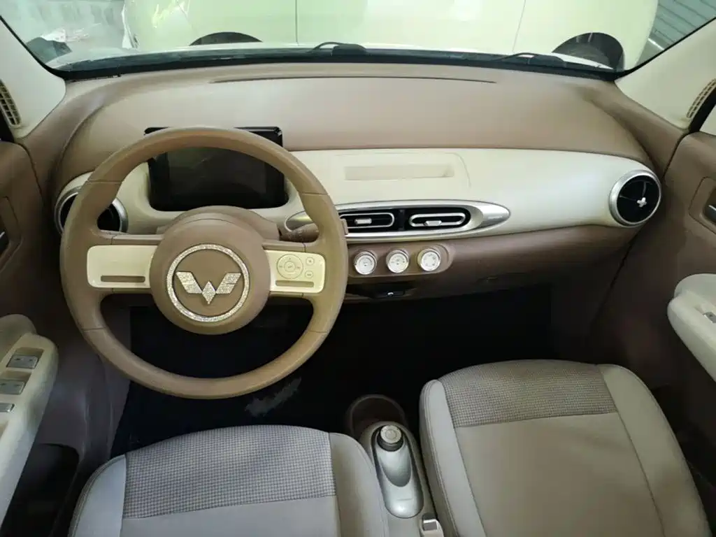 Wuling Mini EV MINIEV 2025