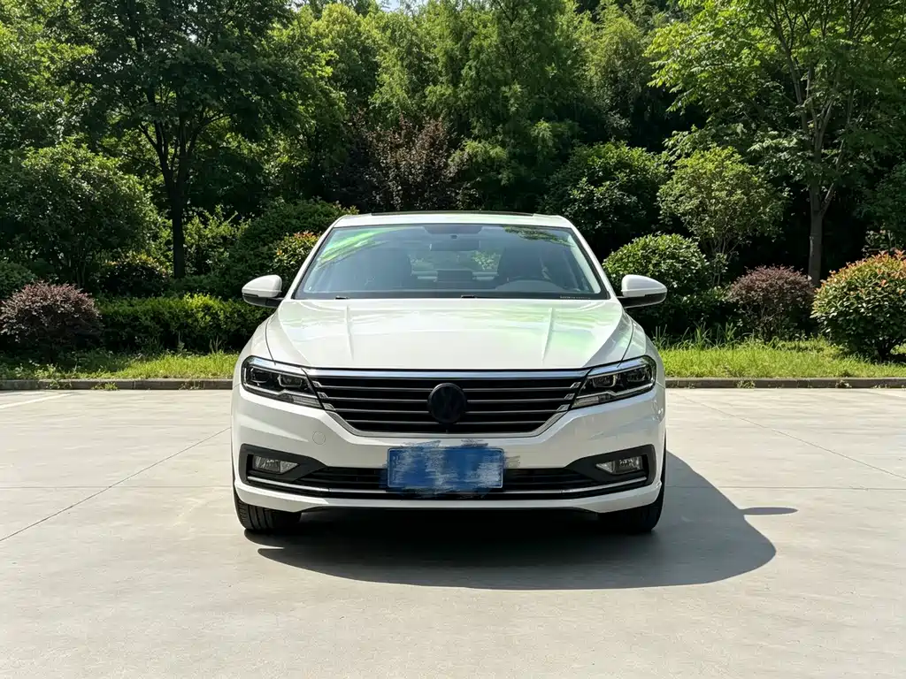 Volkswagen Lavida — миниатюра 2