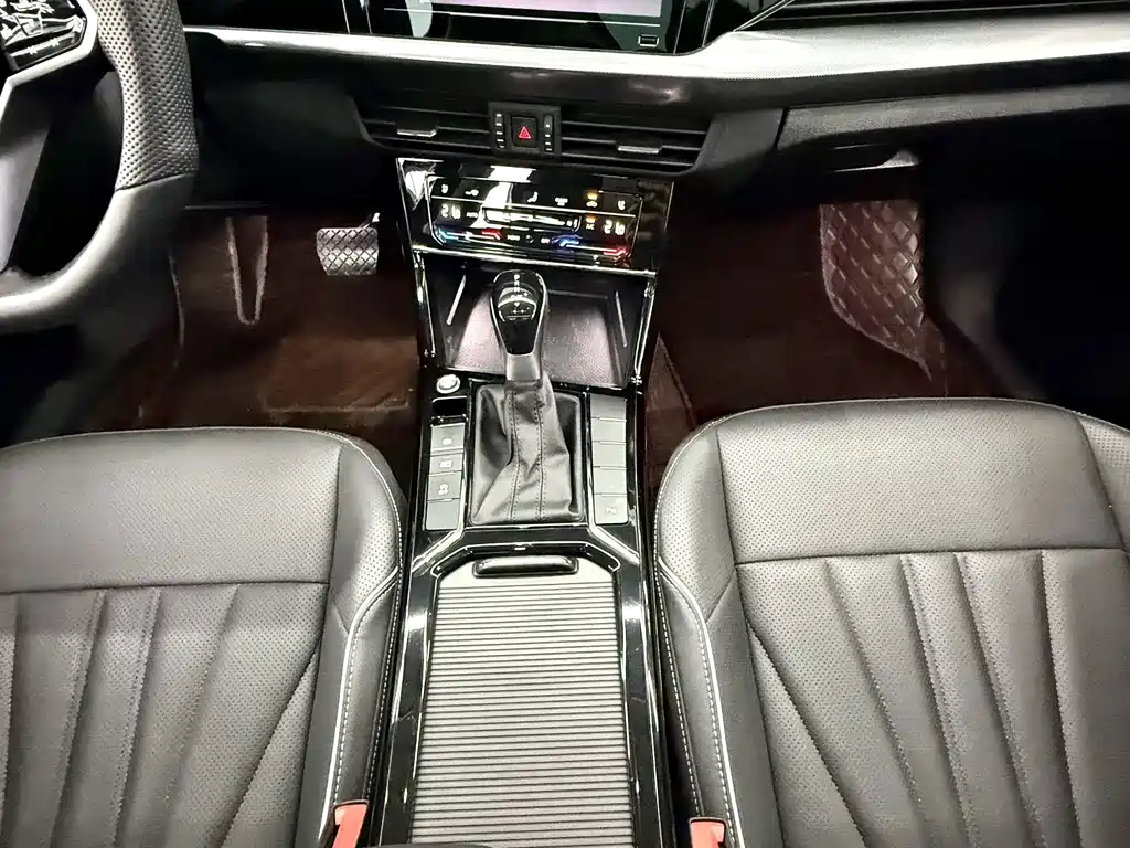 Volkswagen Passat — миниатюра 6