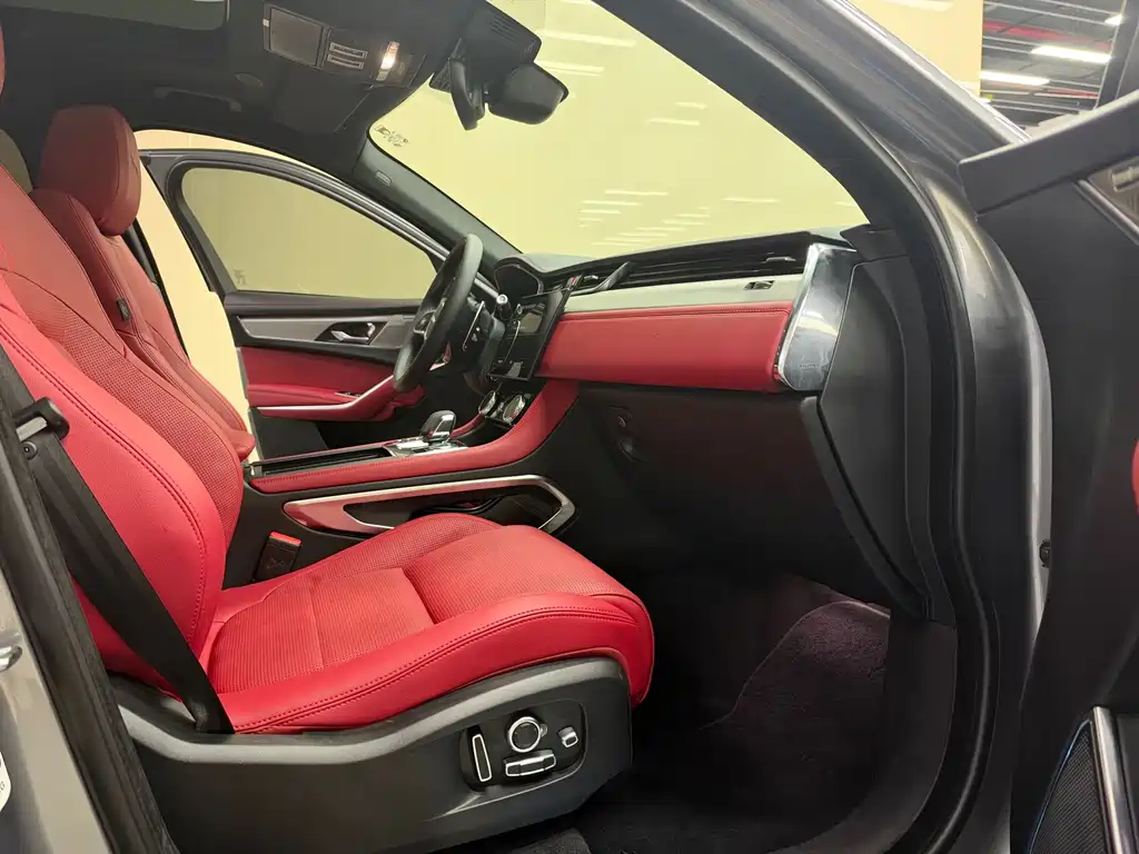 Jaguar F-PACE — миниатюра 11