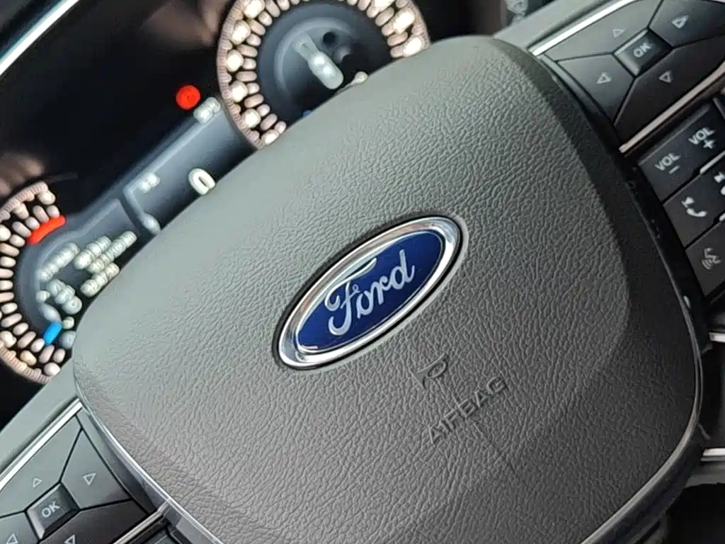 Ford Taurus — миниатюра 15