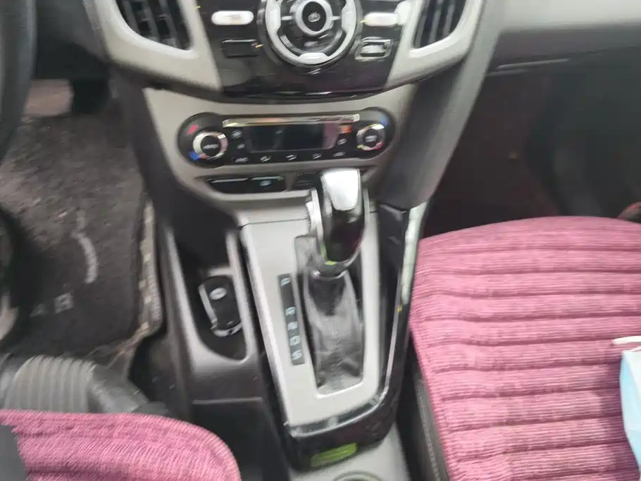 Ford Focus — миниатюра 16