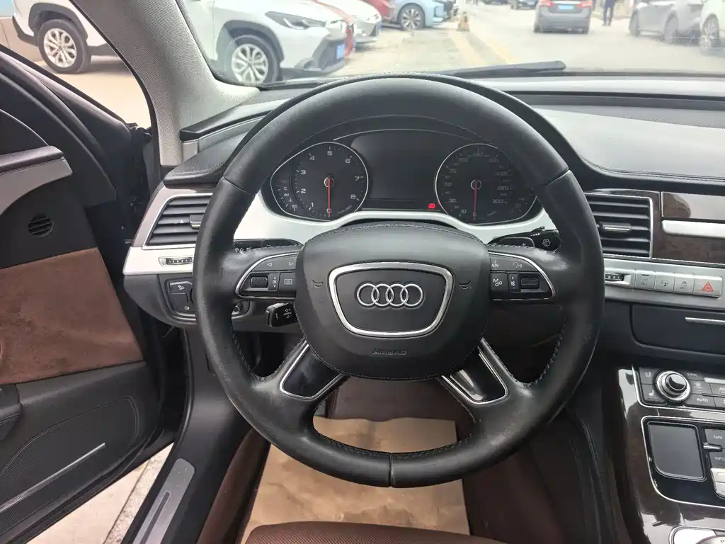 Audi A8 2014 A8L 45 TFSI quattro Luxury
